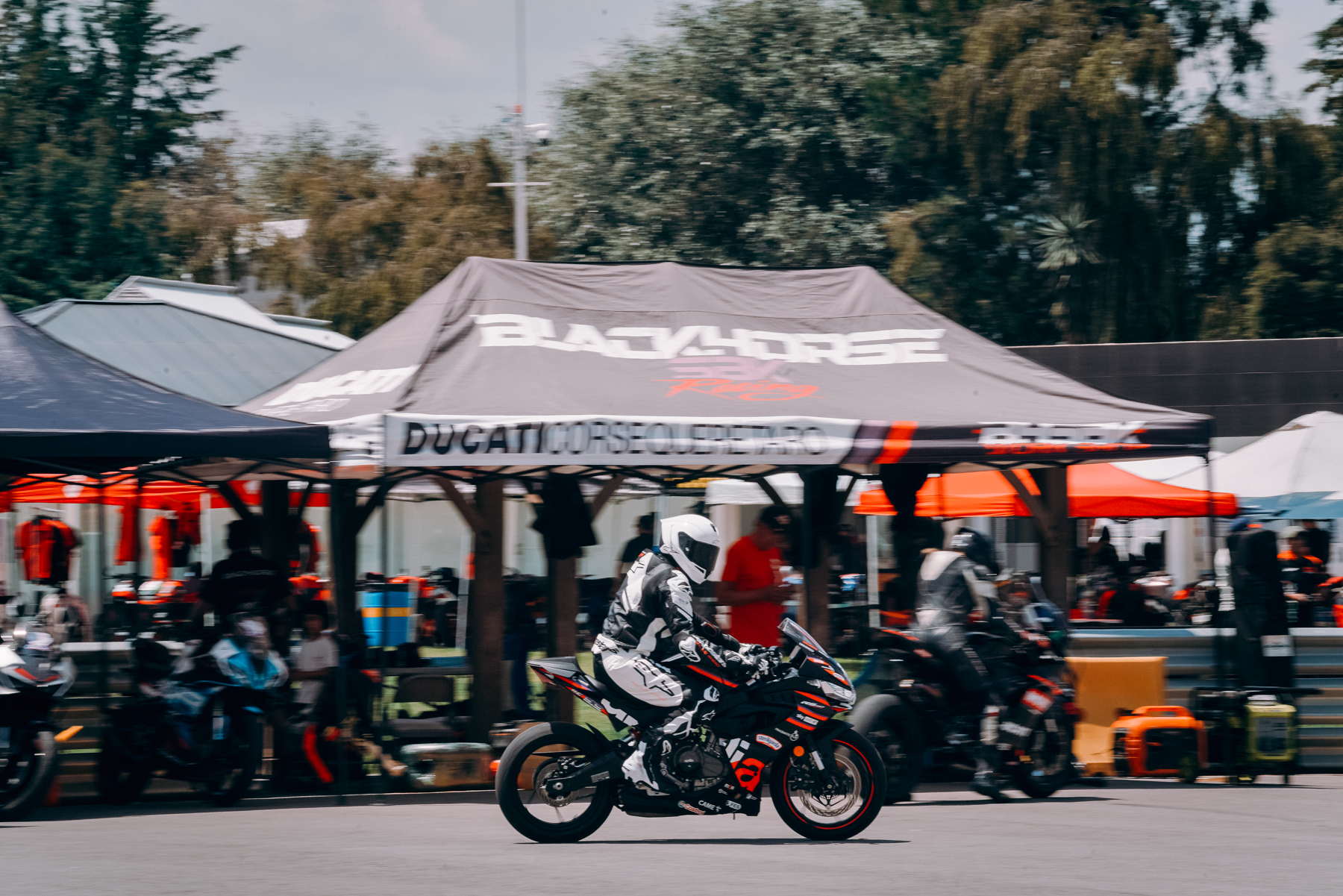 Ambiente del Track Day Aprilia