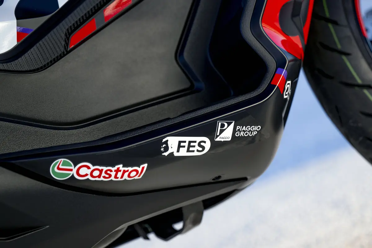 Diseño GT de Aprilia SR GT 200