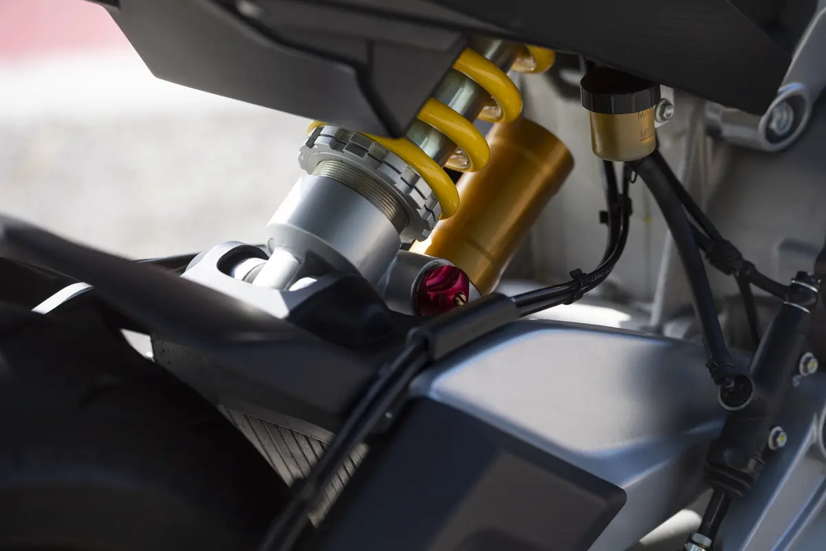 Control de Aprilia Tuono 660