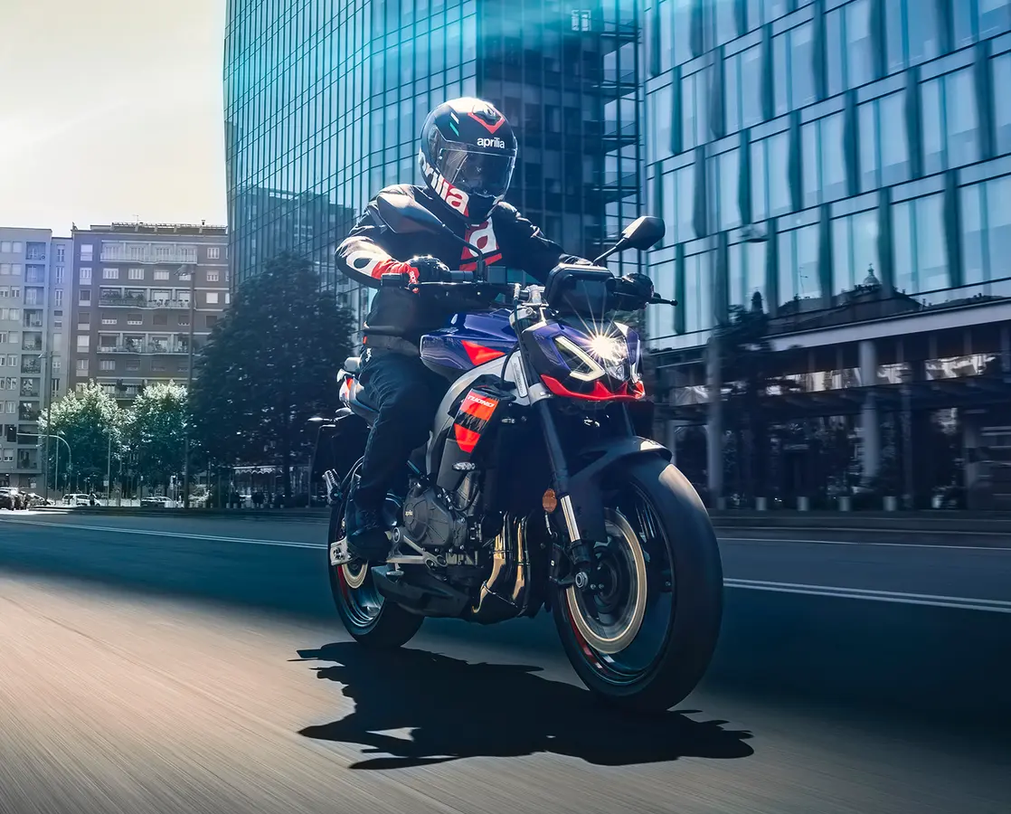 Aprilia Tuono 457